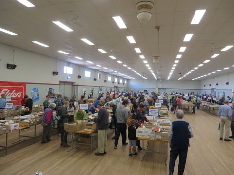Rotary Club Of Wagga Wagga - Book Fair - Perths Hotel 1