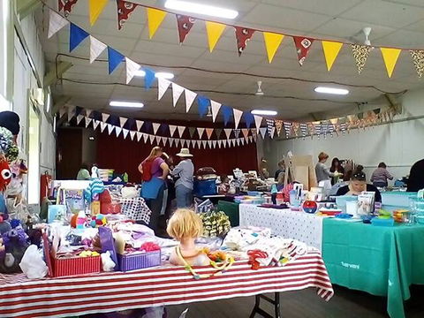 Tarago Craft, Art, Produce Seasonal (CAPS) Market - Perths Hotel 0