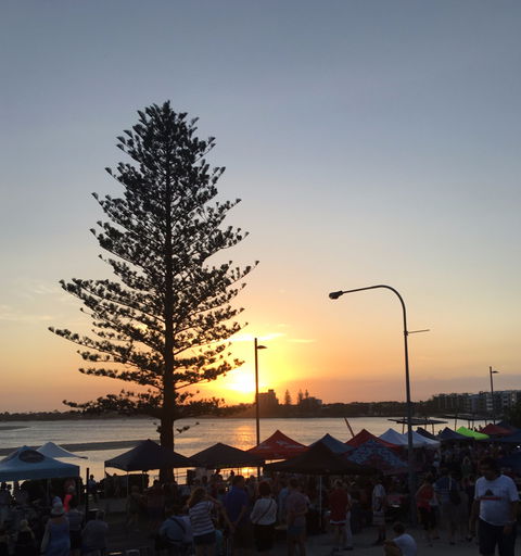 Twilight Markets Caloundra - Perths Hotel 0