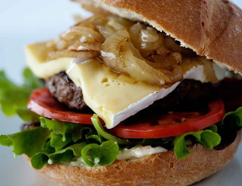 Moo Gourmet Burgers - Perths Hotel 3