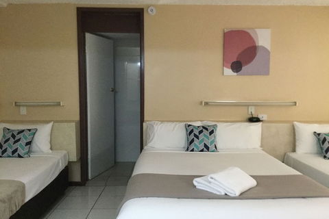 Ambassador Motel - Perths Hotel 6