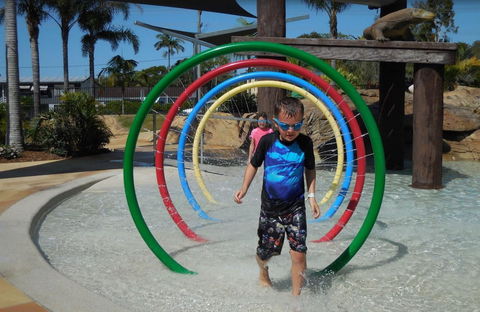 Blue Dolphin Holiday Resort - Perths Hotel 2