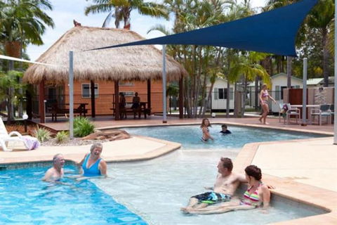 Blue Dolphin Holiday Resort - Perths Hotel 6