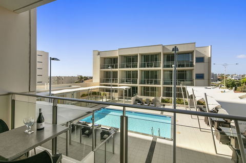 Quest Scarborough - Perths Hotel 2