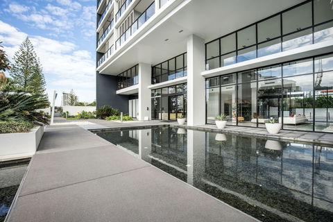 Ultra Broadbeach - Perths Hotel 0