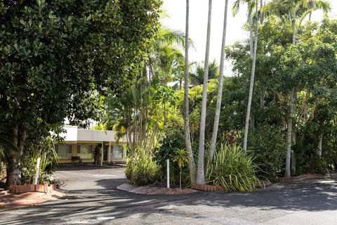 Bundaberg International Motor Inn - Perths Hotel 3
