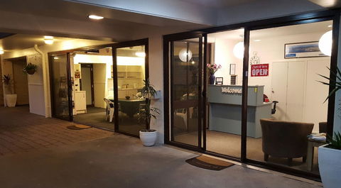 Port Stephens Motel - Perths Hotel 1