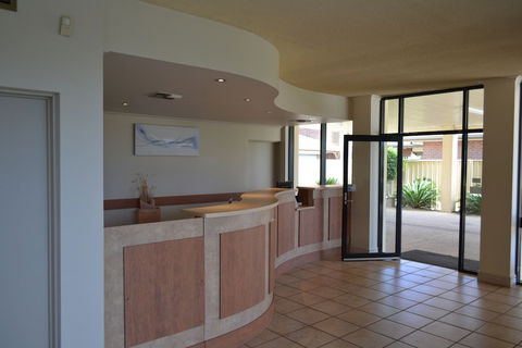 Best Western Chaffey International Motor Inn - Perths Hotel 1