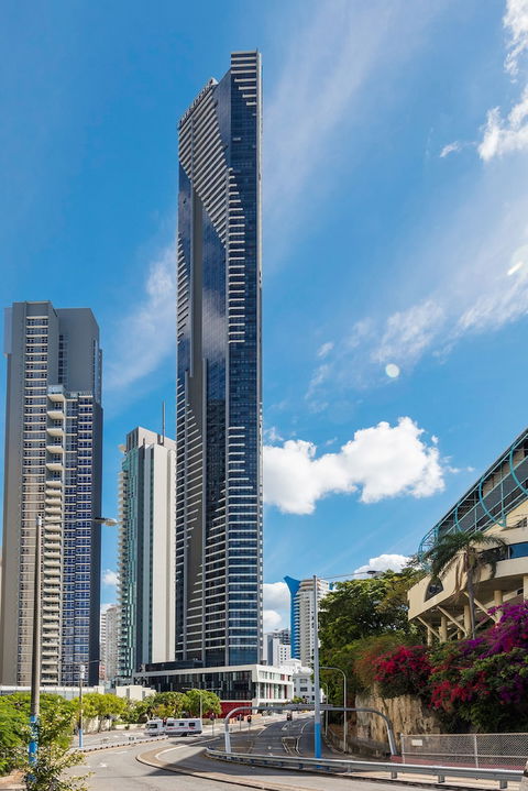 Meriton Suites Adelaide Street, Brisbane - Perths Hotel 0