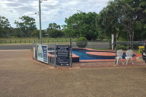 Econo Lodge Park Lane - Perths Hotel 3
