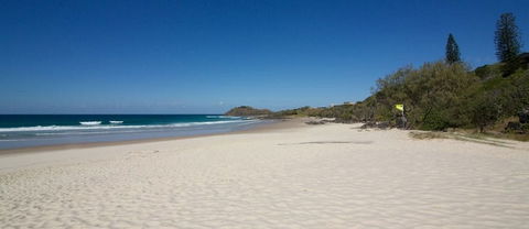 The Beach Cabarita - Perths Hotel 0