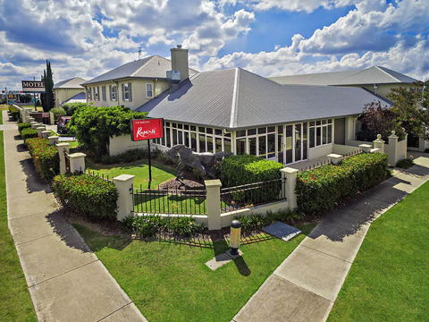 Coachman's Inn Warwick - Perths Hotel 1