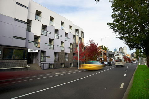 City Edge North Melbourne - Perths Hotel 1