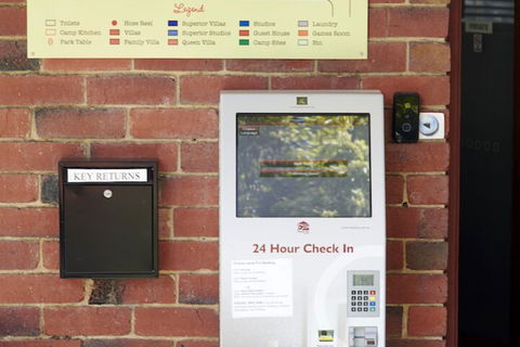 Amaroo Holiday Park - Perths Hotel 2