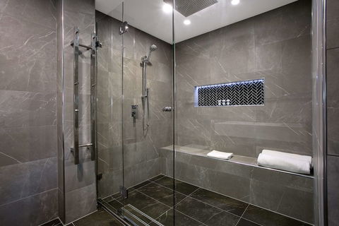 Best Western Sanctuary Inn - Perths Hotel 5