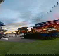 The Huskisson - Perths Hotel