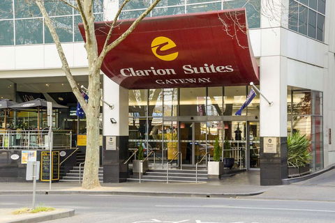 Clarion Suites Gateway - Perths Hotel 0