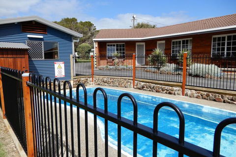 Port Campbell Motor Inn - Perths Hotel 5