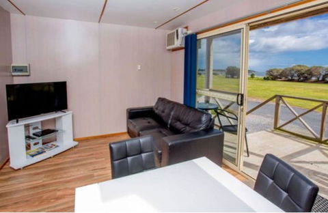Discovery Parks â€“ Devonport - Perths Hotel 4