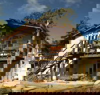 Old Leura Dairy - Perths Hotel