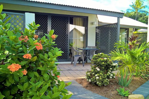 Island Leisure Resort - Perths Hotel 2