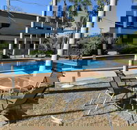 Pine Tree Motel - Perths Hotel