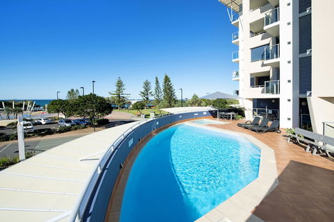 ULTIQA Shearwater Resort - Perths Hotel 4