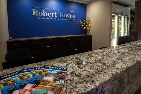 The Robert Towns - Perths Hotel 6