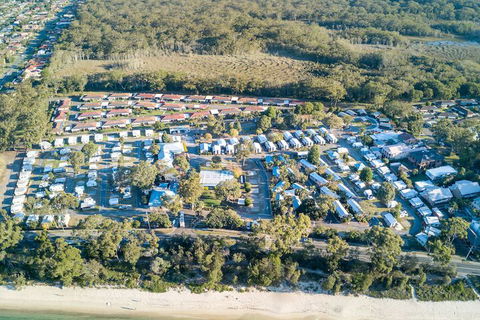 Shoal Bay Holiday Park - Perths Hotel 1