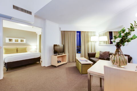 Oakwood Hotel & Apartments Brisbane - Perths Hotel 5