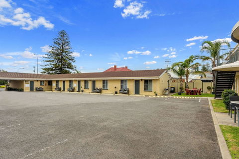Comfort Inn Victor Harbor - Perths Hotel 0