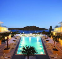 Mantra Ettalong Beach - Perths Hotel
