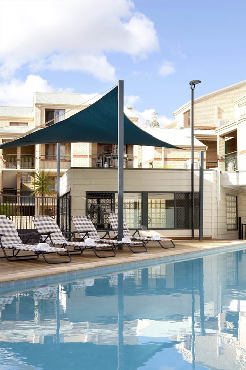 Mont Clare Boutique Apartments - Perths Hotel 1