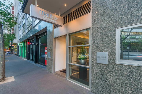 Mantra 100 Exhibition - Perths Hotel 0