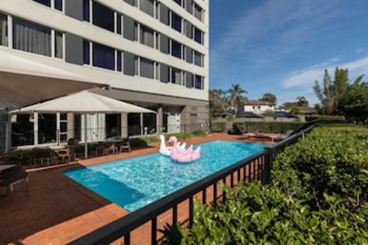  Perths Hotel