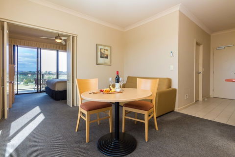 McCracken Country Club - Perths Hotel 4