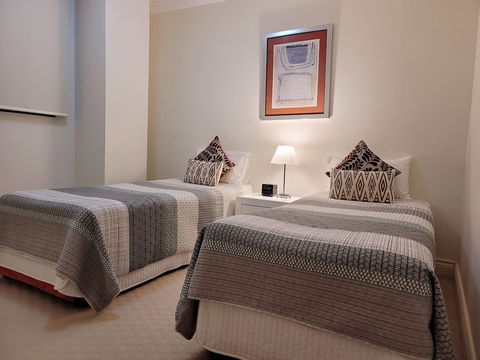 Macarthur Chambers - Perths Hotel 2