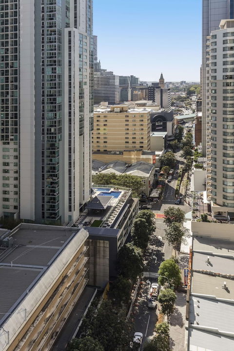 IStay River City Brisbane - Perths Hotel 1