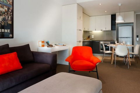 Caroline Serviced Apartments Brighton - Perths Hotel 1