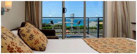 Beachfront At Bicheno - Perths Hotel 6