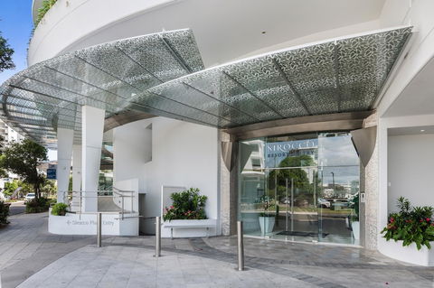 Mantra Sirocco Resort - Perths Hotel 1