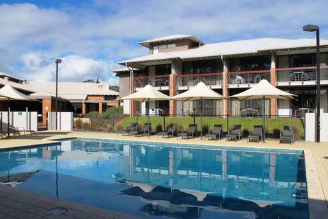 Margarets In Town Apartments - Perths Hotel 7