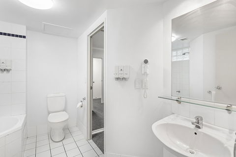 The Landmark Resort Nelson Bay - Perths Hotel 5