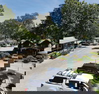 Albury All Seasons Tourist Park - Perths Hotel