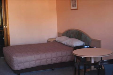 Nandewar Motor Inn - Perths Hotel 2