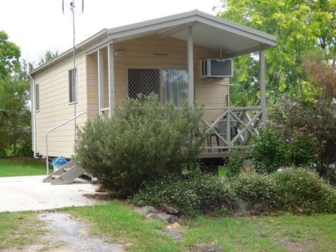 Tenterfield Lodge And Caravan Park - Perths Hotel 4