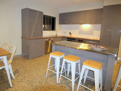 3 Bells Alpine Cottage - Perths Hotel 5