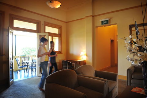 Hotel Victoria - Griffith - Perths Hotel 0