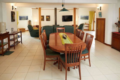 A View Of Mt Warning B&B - Perths Hotel 3