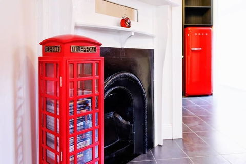 REdTRO House South Yarra - Perths Hotel 6